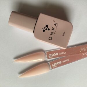 "Dnka" Civer Base 12ml CUTE 0037